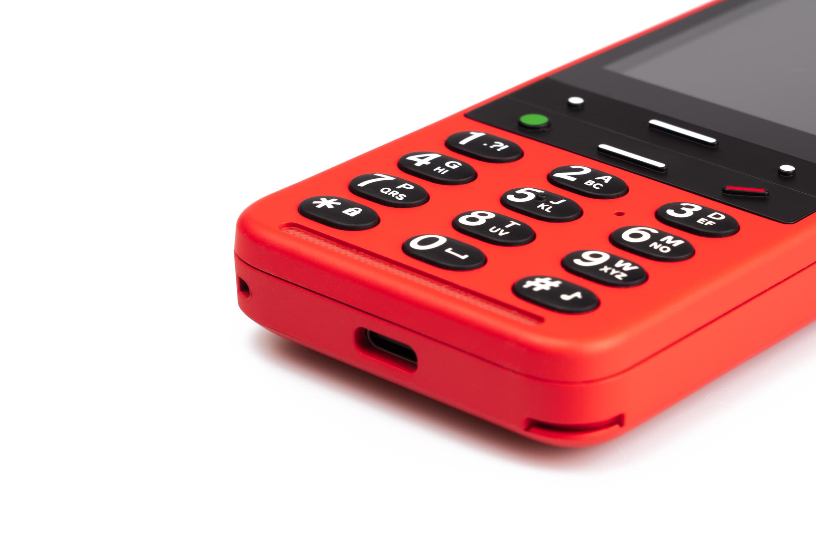 Купить телефон для слепых. BLINDSHELL Classic 2. Red Phone. Мобильный телефон для незрячих с речевым выходом BLINDSHELL Classic. Телефон для слепых с голосовым управлением.