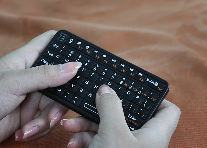 RII 66-key Mini Bluetooth Keyboard for iPhone, PC, Mac, Android